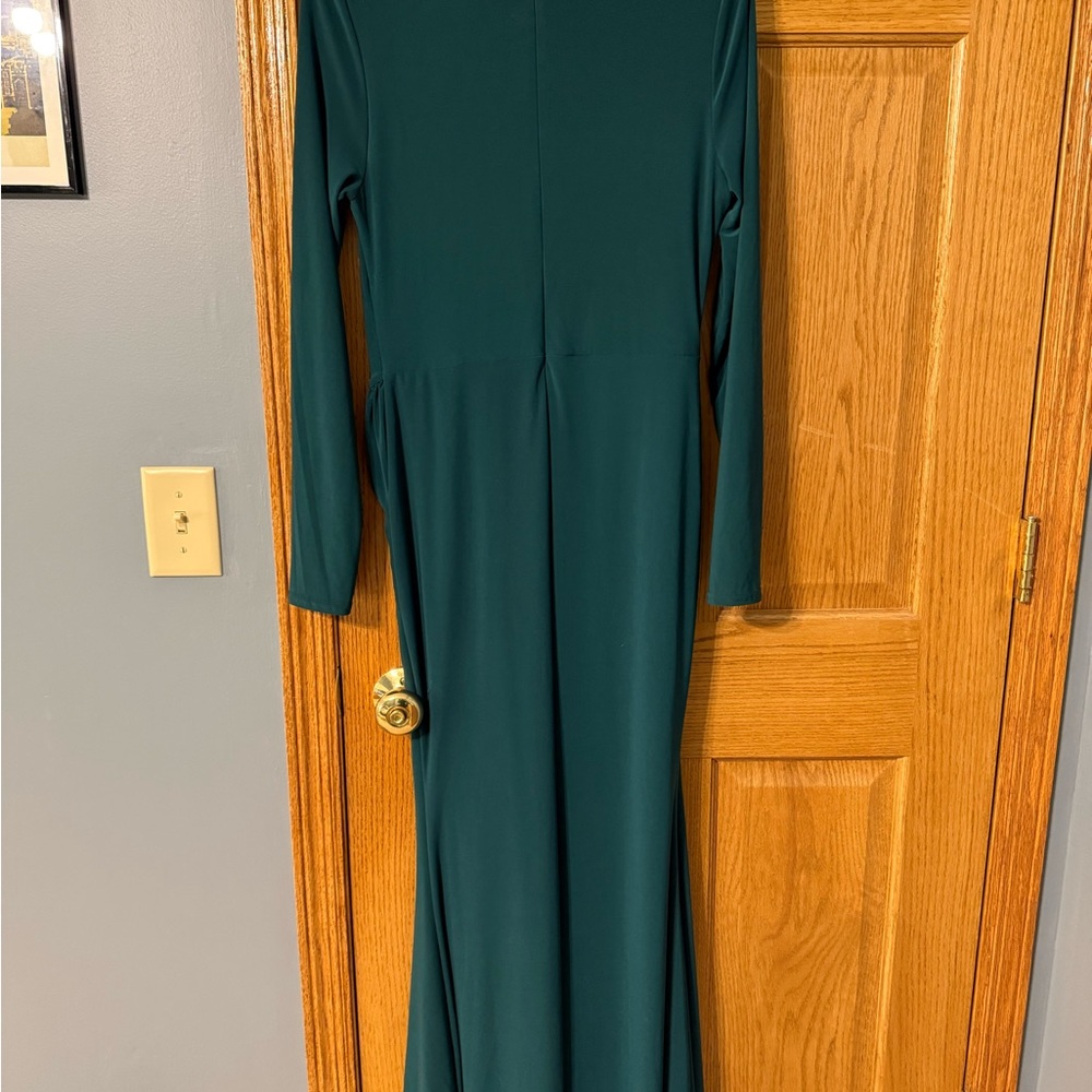 Club L London LESLIE Long-Sleeve Twisted Split Maxi Dress NWT - Picture 4 of 4